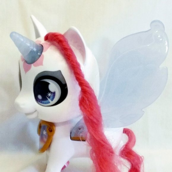 VTech-Sparkling Mia The Unicorn - Picture 4 of 10